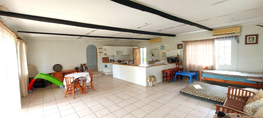 5 Bedroom Property for Sale in Kwelera Eastern Cape